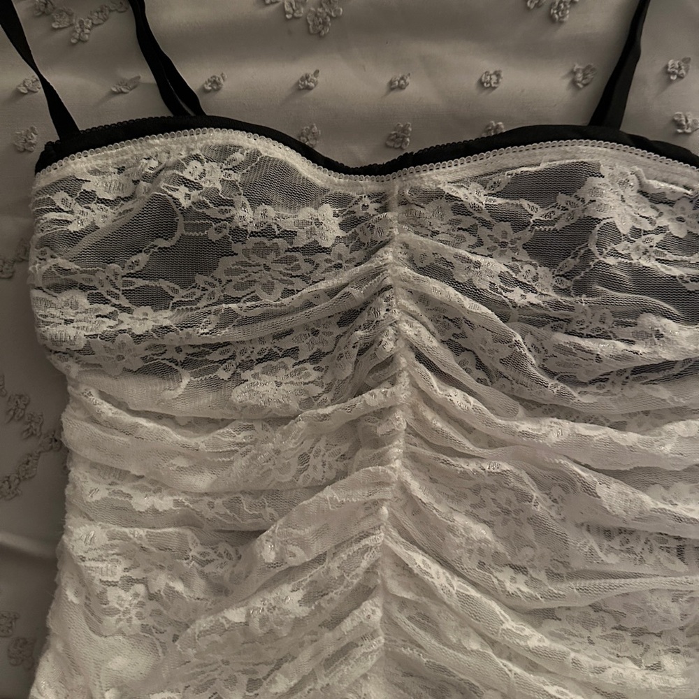 Edikted Black and White Lace Tank Top - Picture 2 of 5